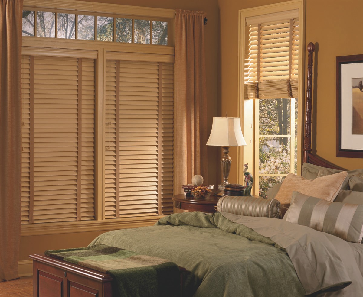 Durable blinds for high-traffic homes from our Hunter Douglas gallery near Chattanooga, Tennessee (TN).